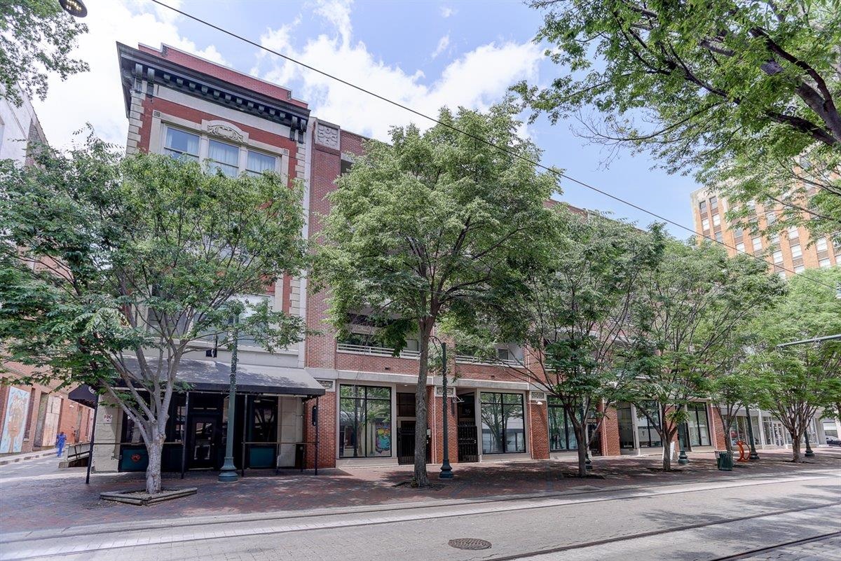 95 South Main Street, Unit 102 Memphis, TN 38103 - Photo 5 of 35 front view of a building with a street
