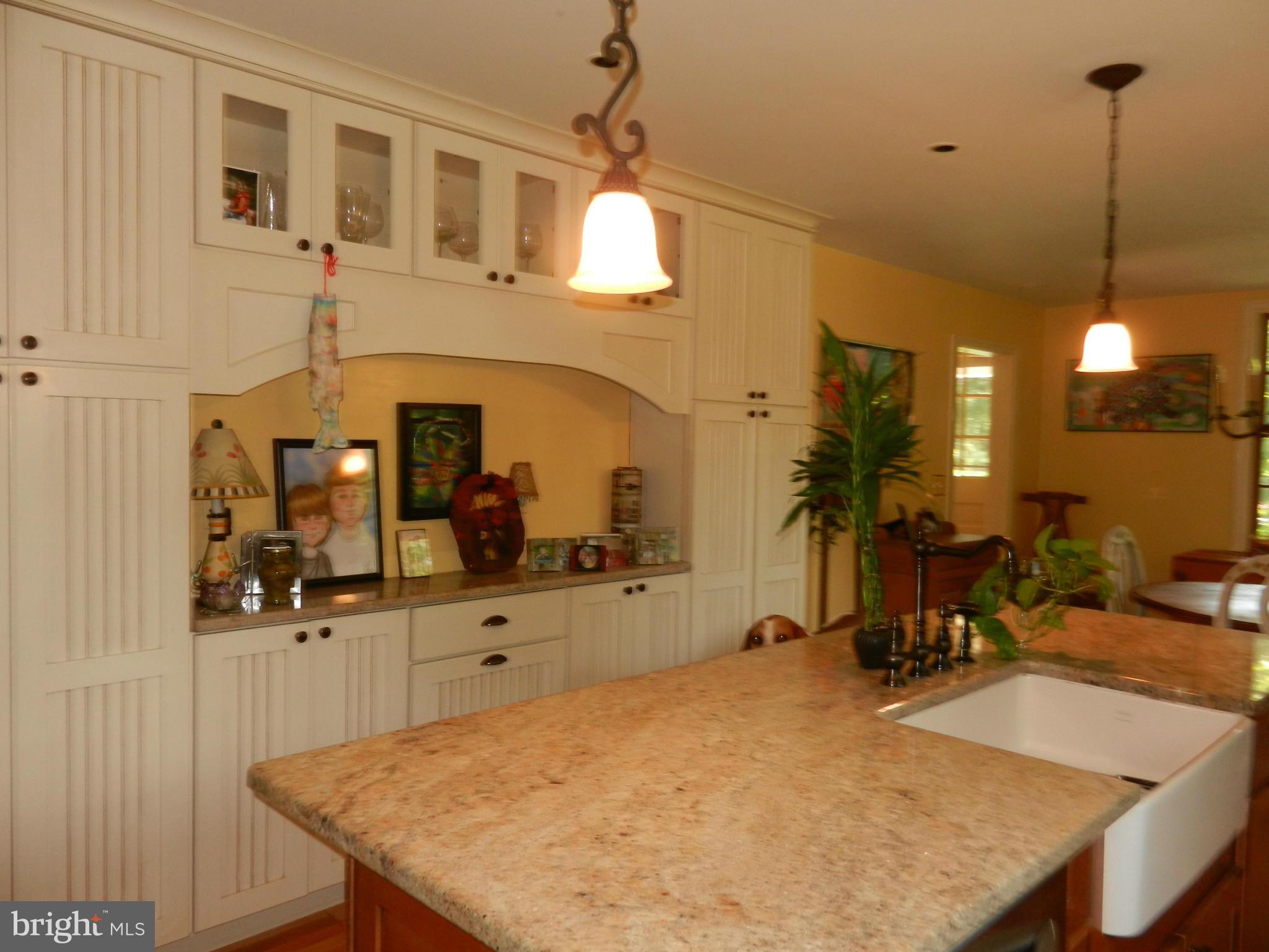 1412 Ruxton Road Baltimore, MD 21204 - Photo 12 of 23 Kitchen