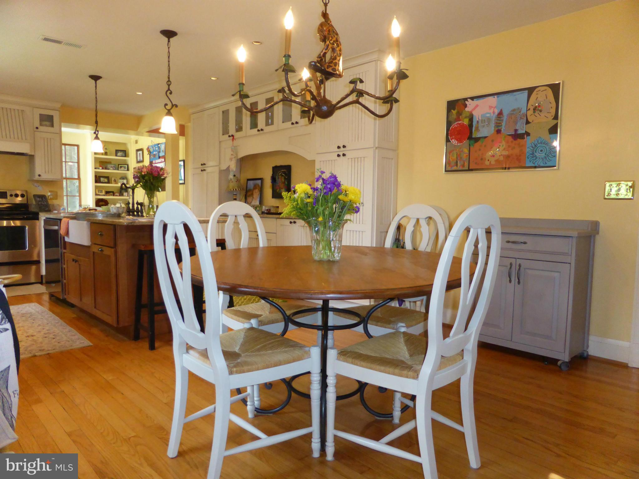 1412 Ruxton Road Baltimore, MD 21204 - Photo 13 of 23 Kitchen