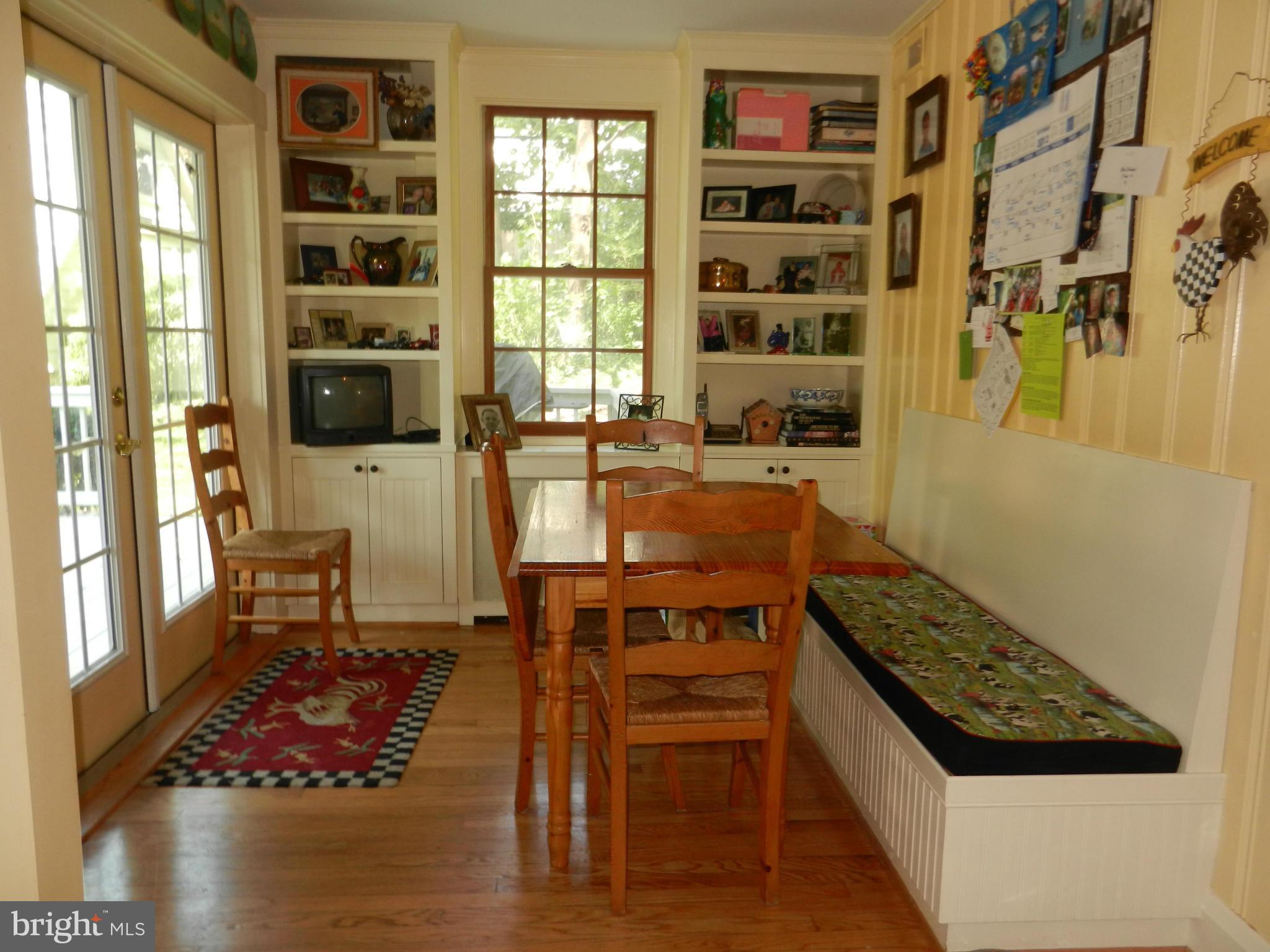1412 Ruxton Road Baltimore, MD 21204 - Photo 10 of 23 Kitchen
