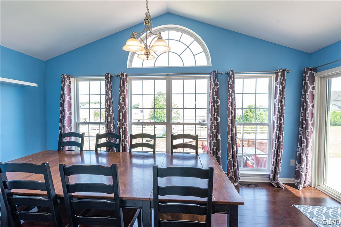 3105 Fox Hill Road Easton, PA 18045 - Photo 16 of 44 Gallery Image 16