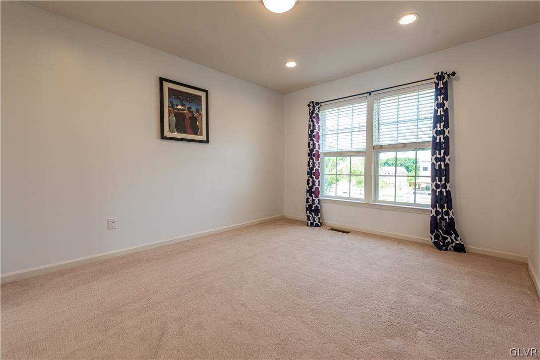 3105 Fox Hill Road Easton, PA 18045 - Photo 7 of 44 Gallery Image 7