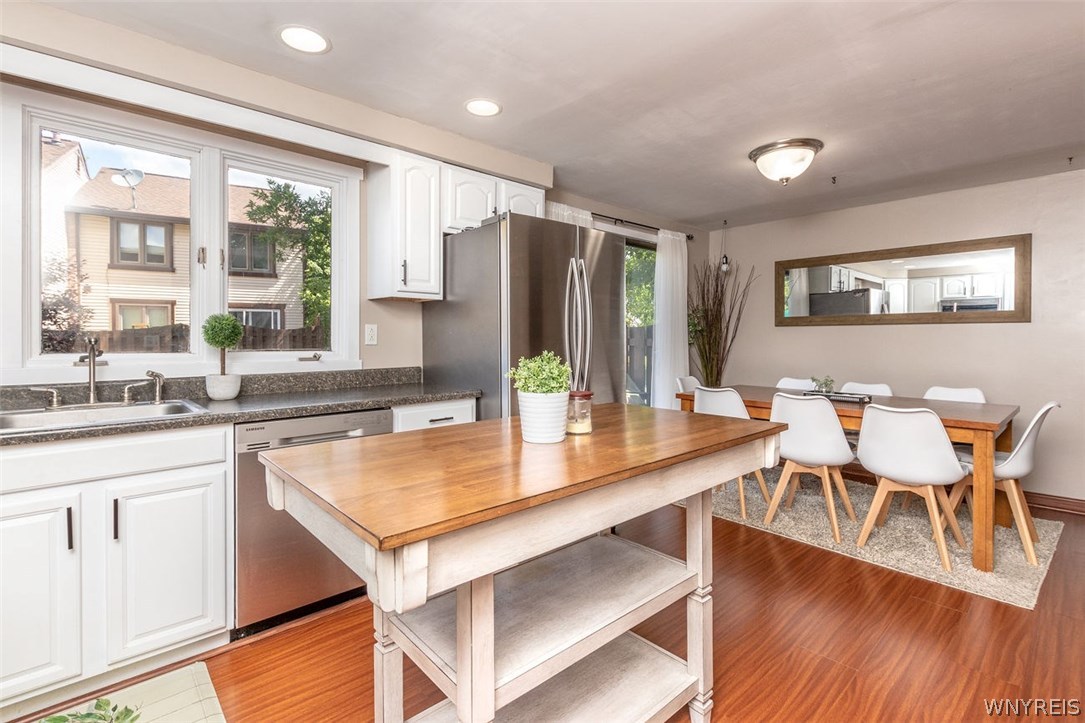 351 Charlesgate Circle Amherst, NY 14051 - Photo 11 of 40