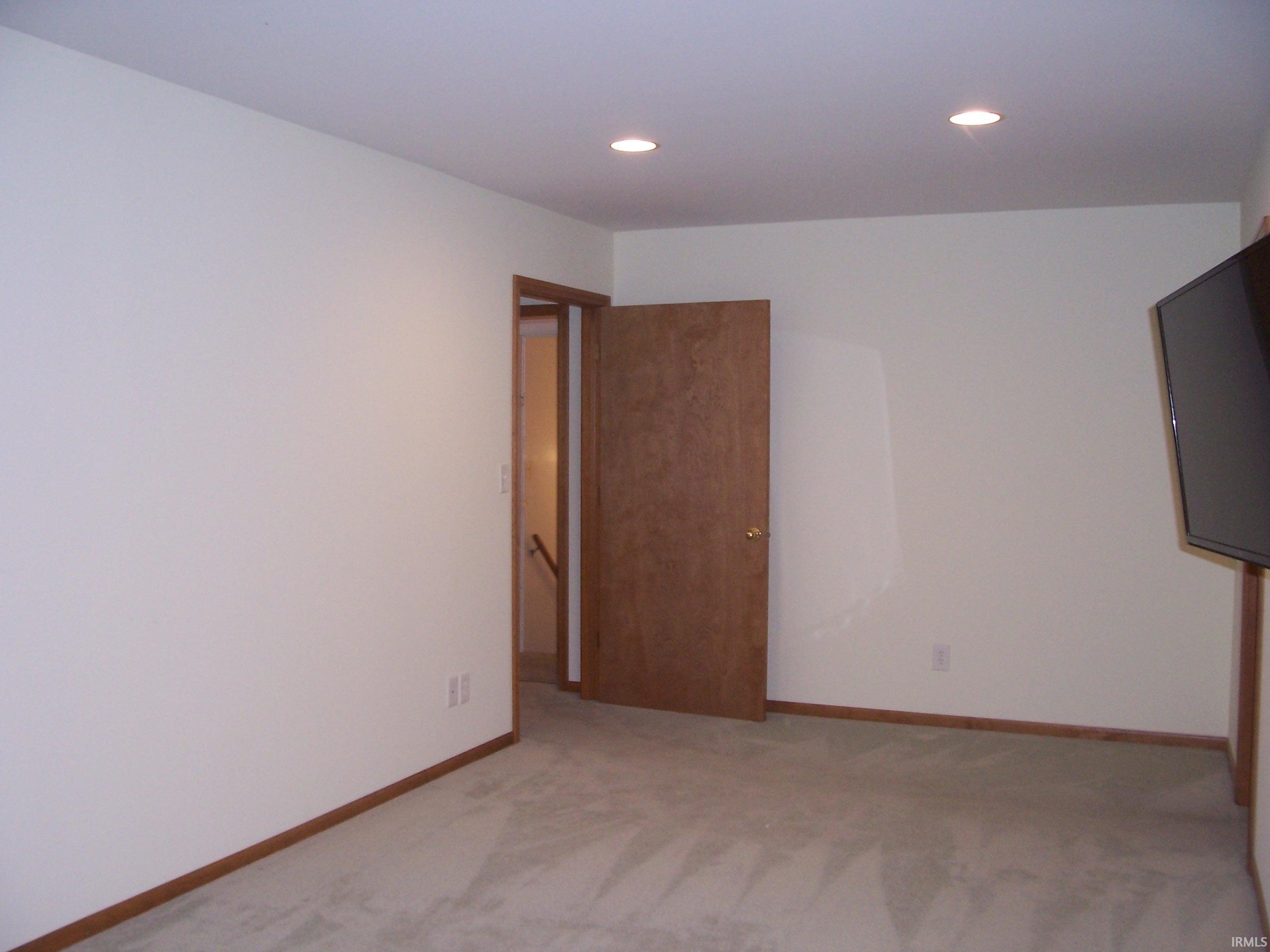 2328 Chase Road Logansport, IN 46947 - Photo 11 of 17
