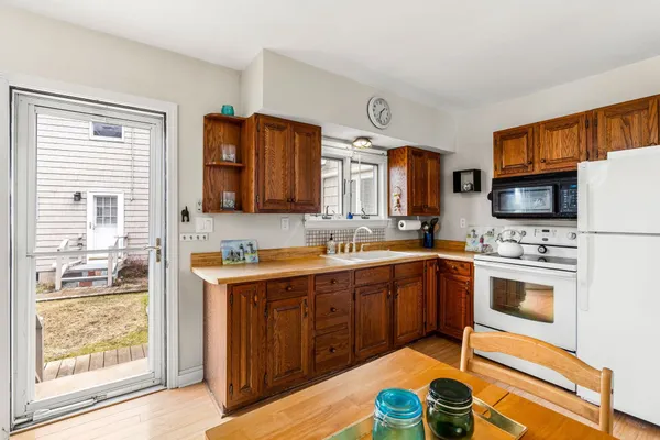 $629,000 | 1515 Ocean Boulevard, Unit 4, Rye, NH 03870
