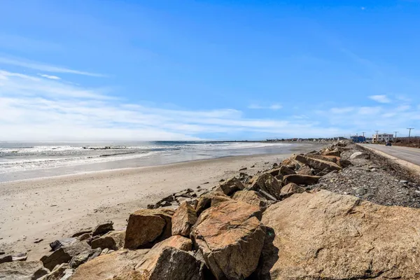 $629,000 | 1515 Ocean Boulevard, Unit 4, Rye, NH 03870