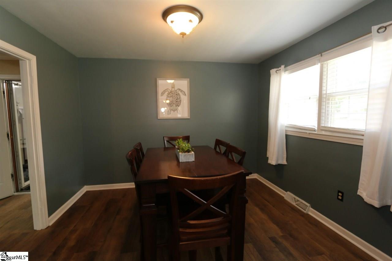 210 Ashmore Bridge Road Mauldin, SC 29662 - Photo 4 of 24 Gallery Image 4