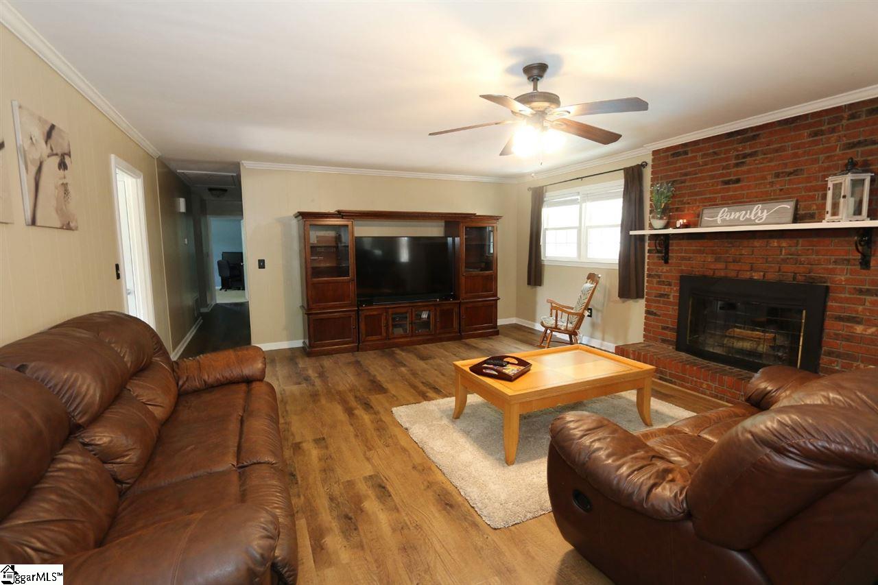 210 Ashmore Bridge Road Mauldin, SC 29662 - Photo 7 of 24 Gallery Image 7