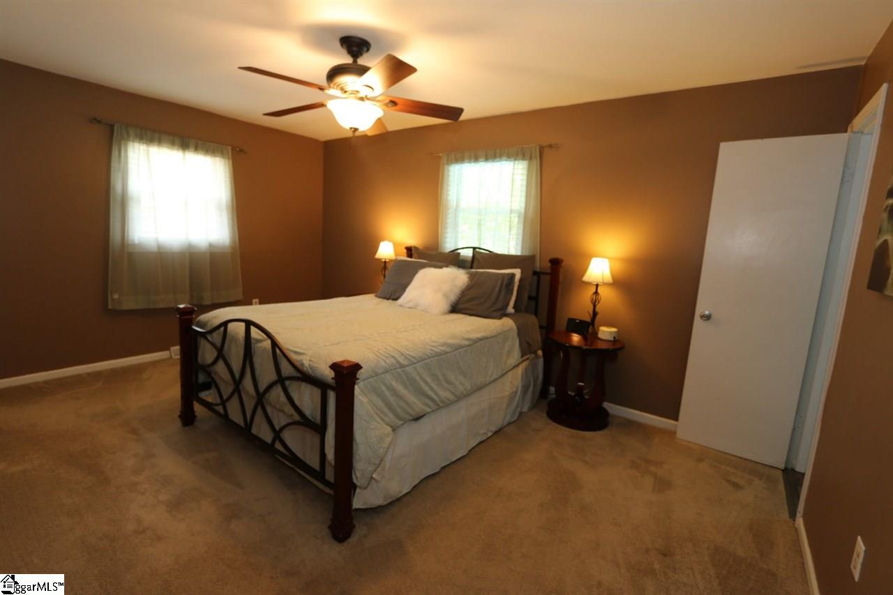 210 Ashmore Bridge Road Mauldin, SC 29662 - Photo 9 of 24 Gallery Image 9