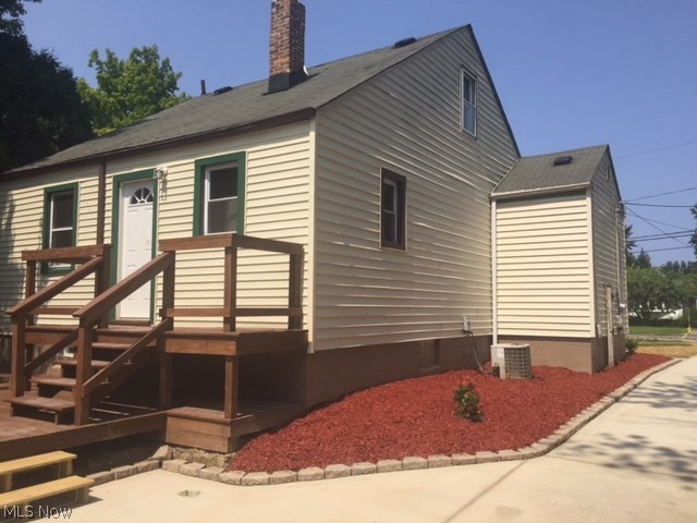 23955 Maple Ridge Road North Olmsted, OH 44070 - Photo 4 of 22