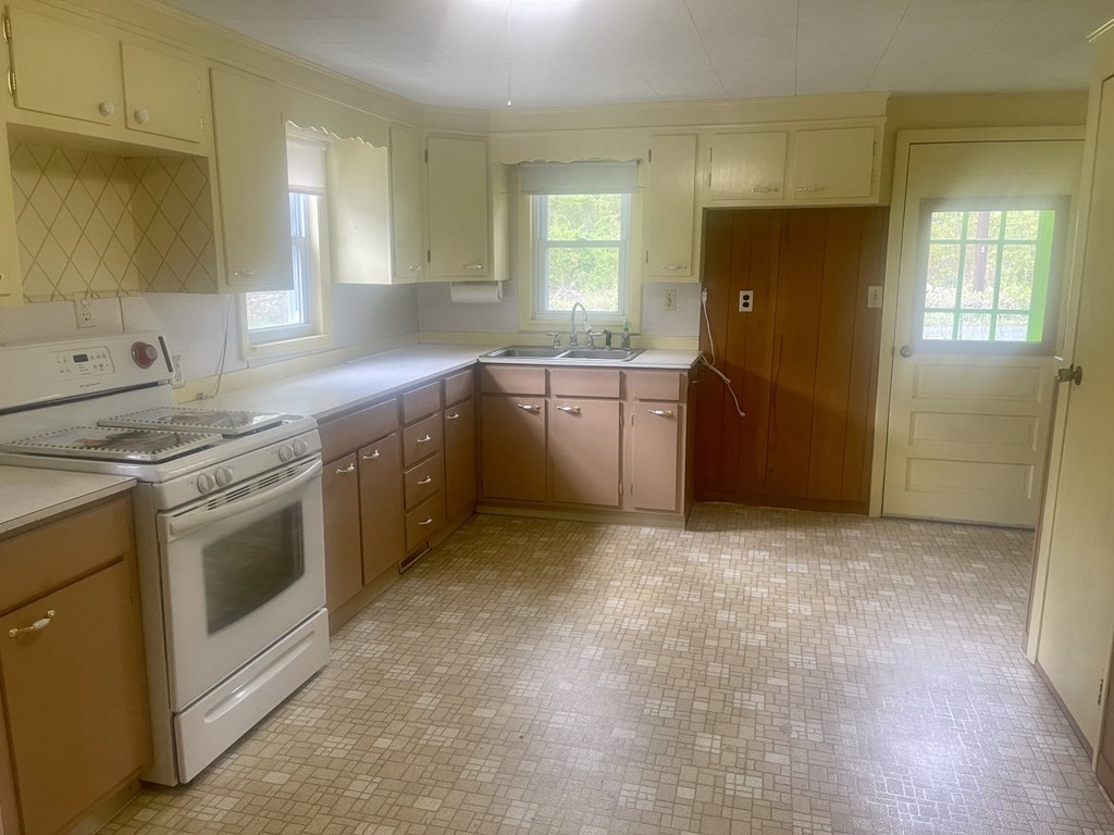 6 Mad Brook Road North Brookfield, MA 01535 - Photo 15 of 21 Gallery Image 15