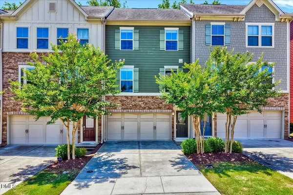 $450,000 | 2007 Ackerman Hill Drive, Apex, NC 27502