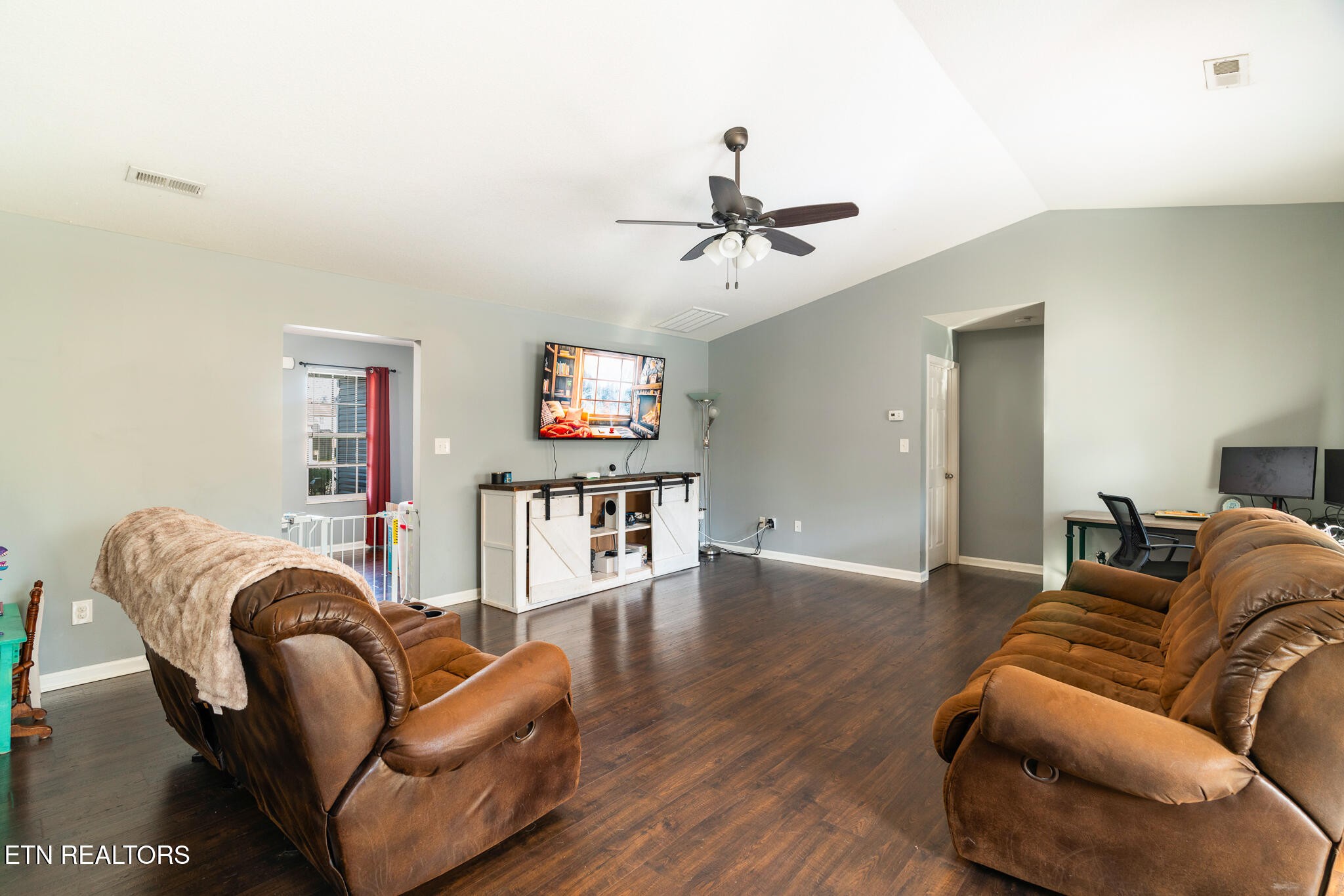 5035 Cattail Lane Corryton, TN 37721 - Photo 2 of 23