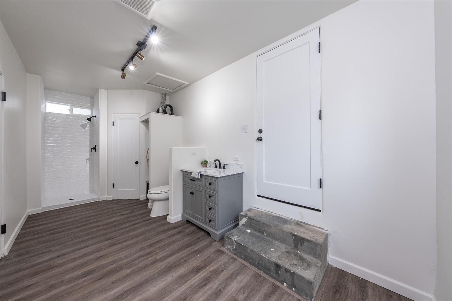 1600 West 5th Street Madera, CA 93637 - Photo 29 of 46 a view of a hallway with closet