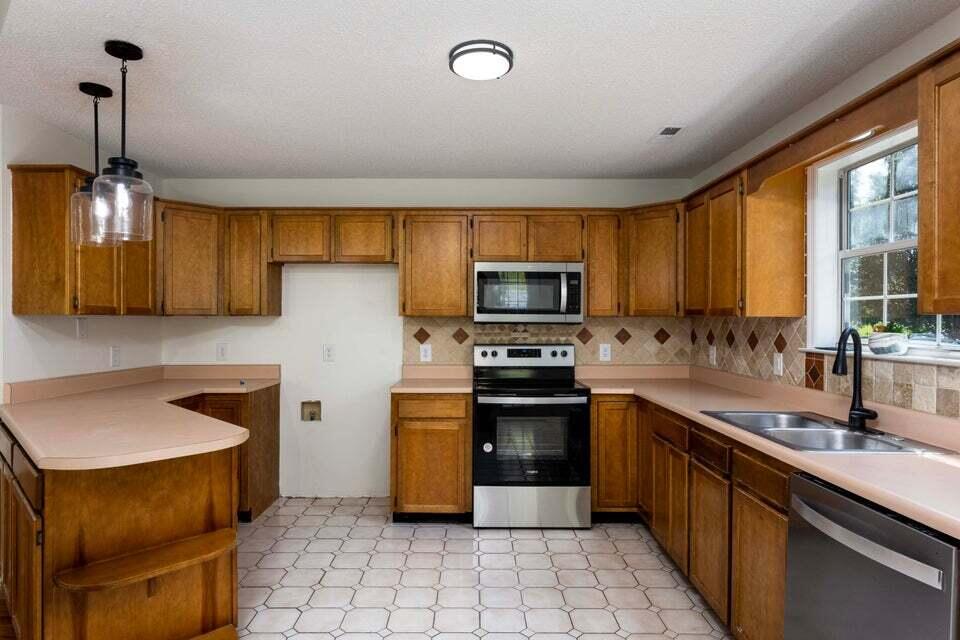 2321 Standifer Gap Road Chattanooga, TN 37421 - Photo 3 of 37 3