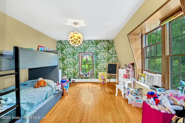 $1,200,000 | Undisclosed Address | Silver Lake