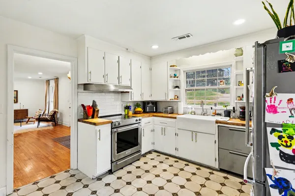$570,000 | 2703 Meadow Rose Drive, Nashville, TN 37206