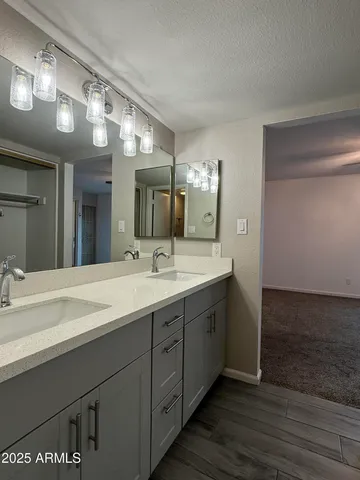 $1,895 | 13617 North 24th Avenue, Phoenix, AZ 85029