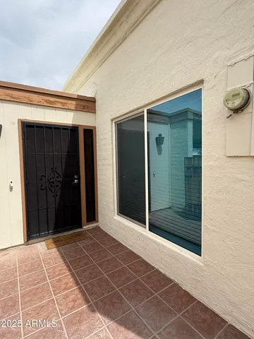 $1,895 | 13617 North 24th Avenue, Phoenix, AZ 85029