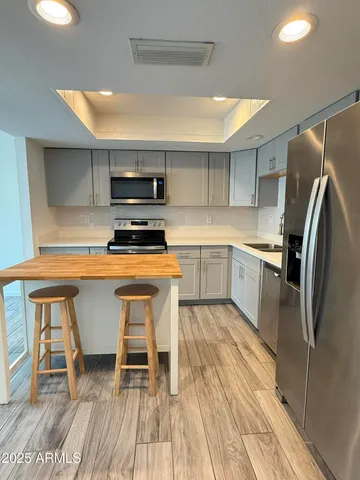 $1,895 | 13617 North 24th Avenue, Phoenix, AZ 85029