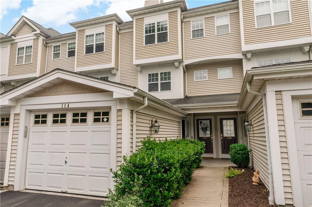 125 Viewpoint Terrace Peekskill, NY 10566 - Photo 1 of 1 a front view of a house with a yard