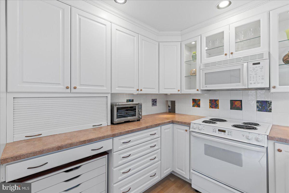 306 Garden Road Oreland, PA 19075 - Photo 13 of 42 Gallery Image 13