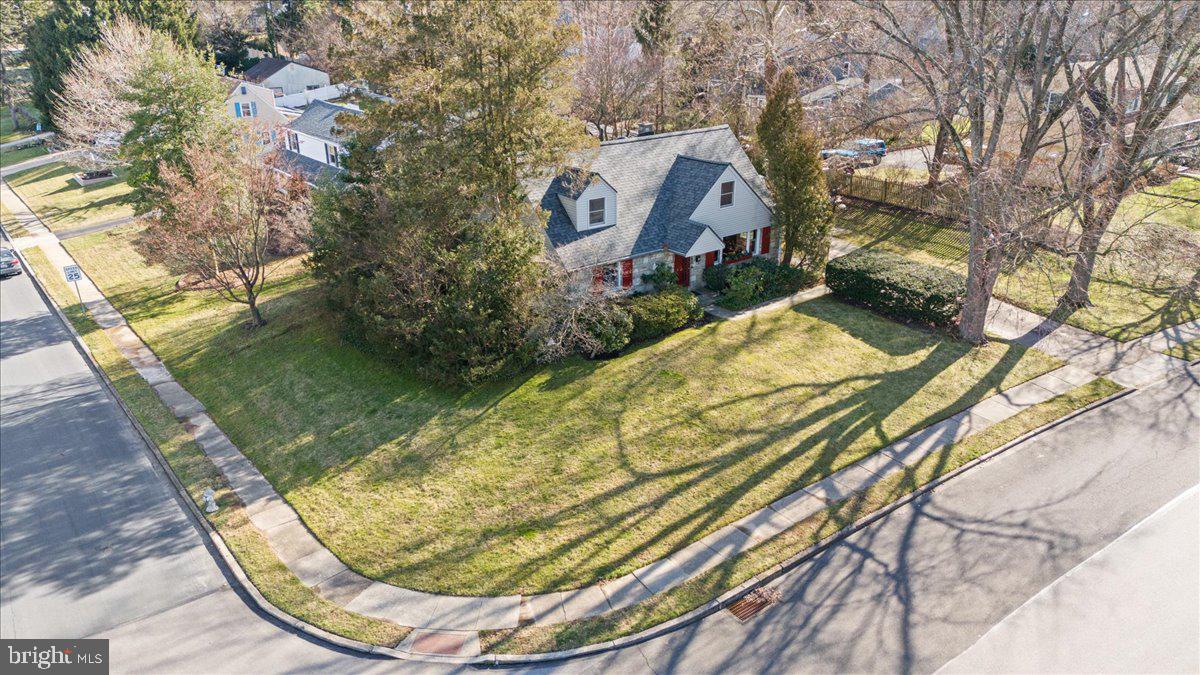 306 Garden Road Oreland, PA 19075 - Photo 37 of 42 Gallery Image 37