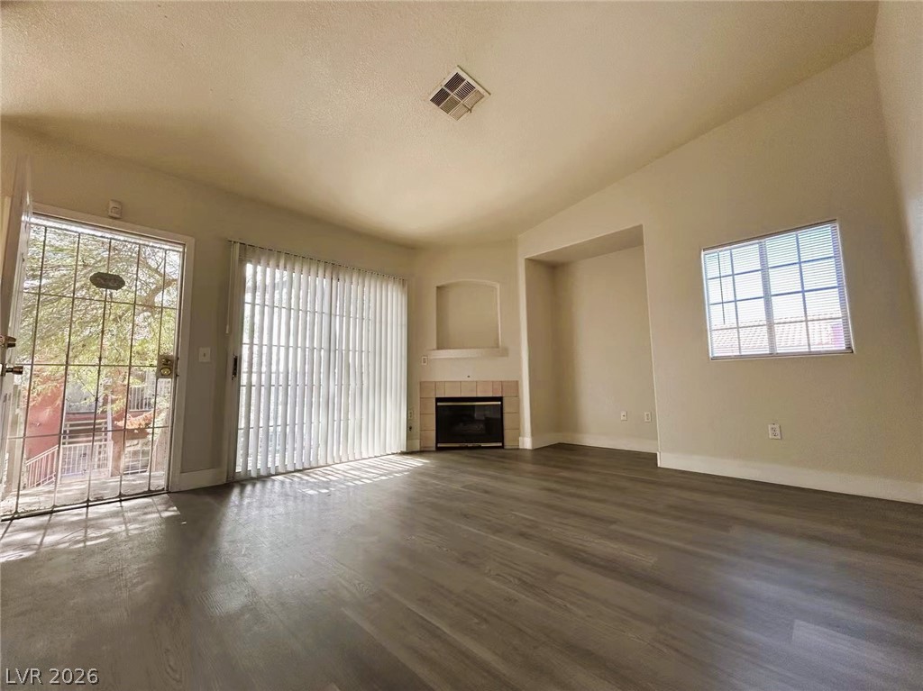 4730 East Craig Road, Unit 2094 Las Vegas, NV 89115 - Photo 2 of 20 Gallery Image 2
