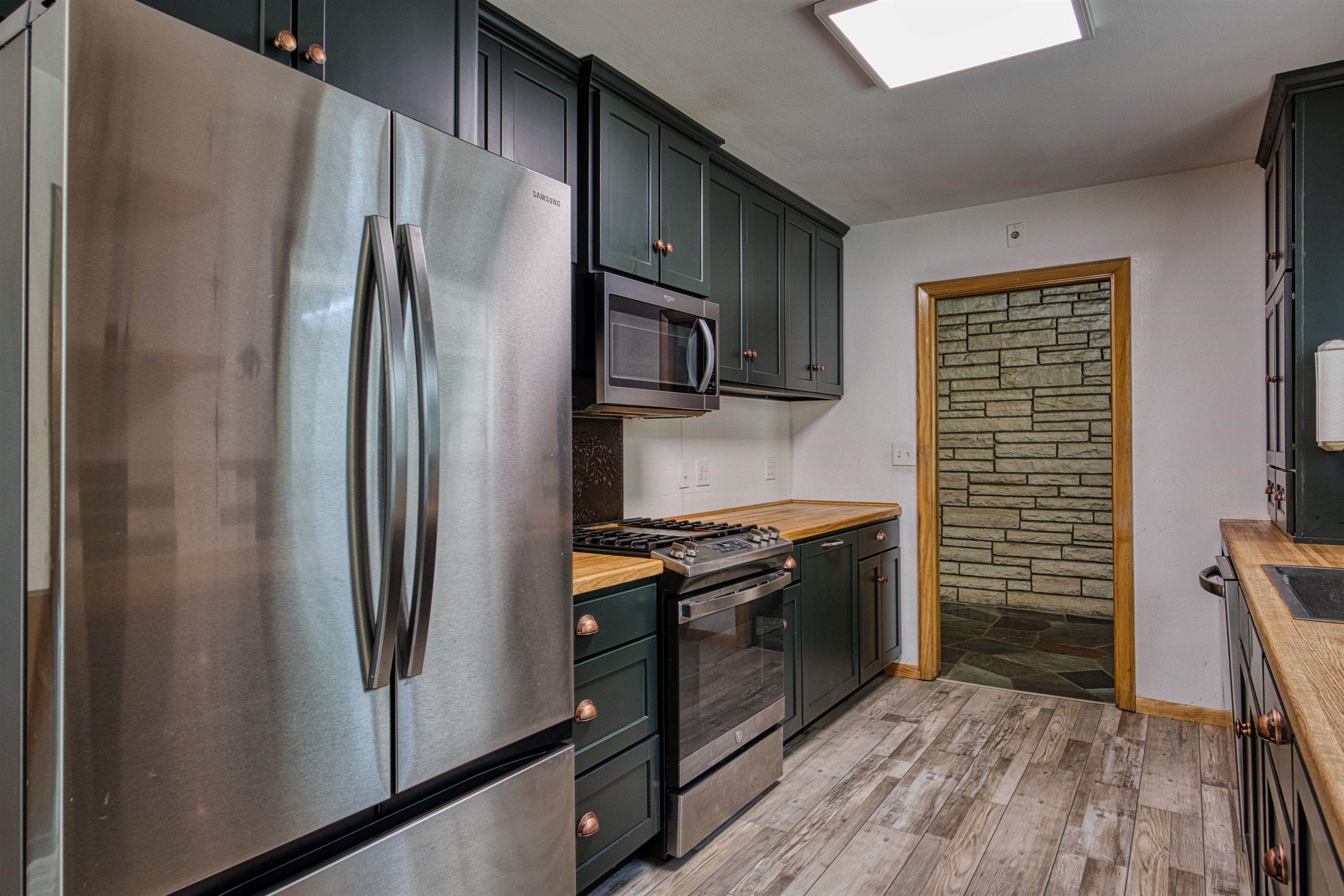 700 East Riverside Avenue Merrill, WI 54452 - Photo 16 of 60 Gallery Image 16