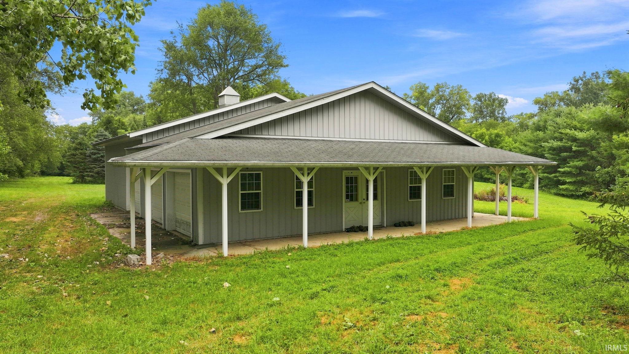 14210 Schwartz Road Leo, IN 46765 - Photo 8 of 50 Gallery Image 8