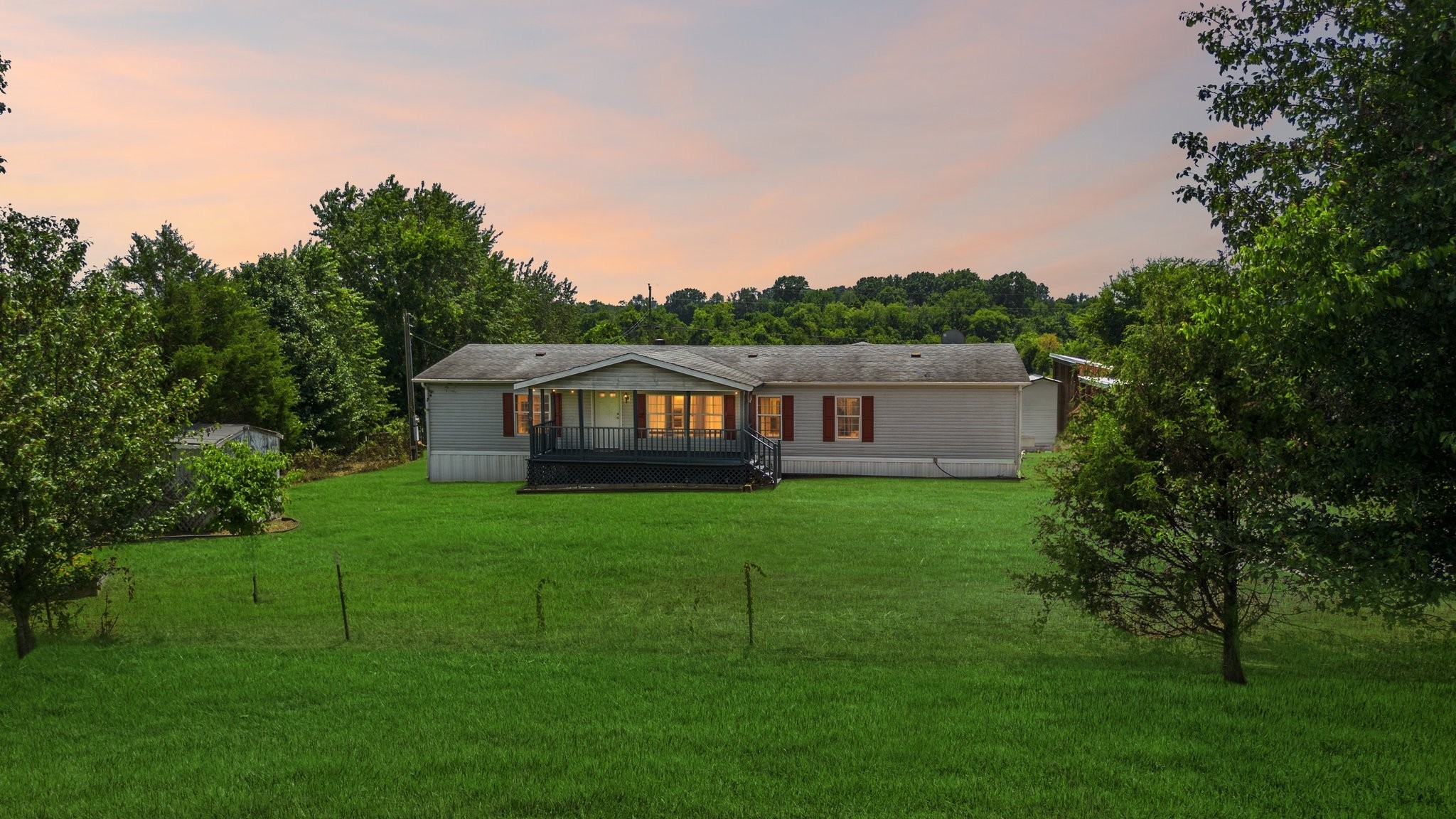 1251 Hazelwood Road Columbia, TN 38401 - Photo 2 of 80