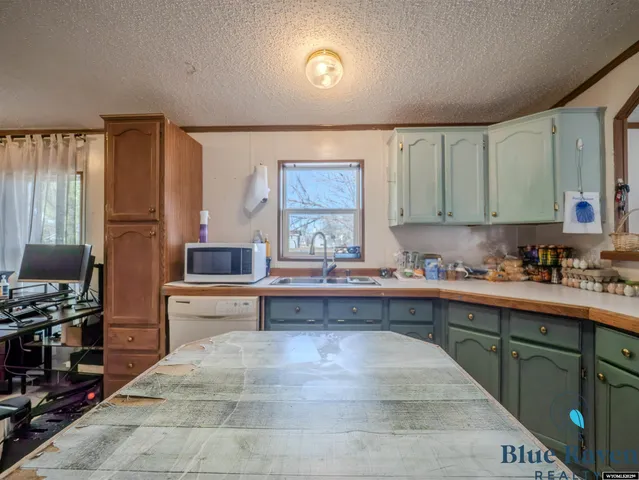 $150,000 | 2065 West Mariposa Parkway, Wheatland, WY 82201