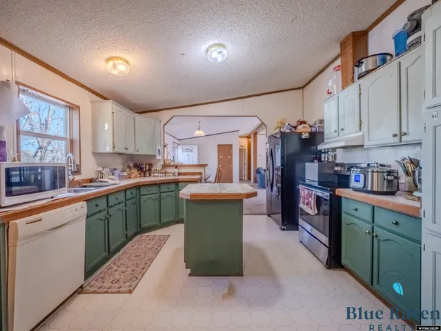 $150,000 | 2065 West Mariposa Parkway, Wheatland, WY 82201