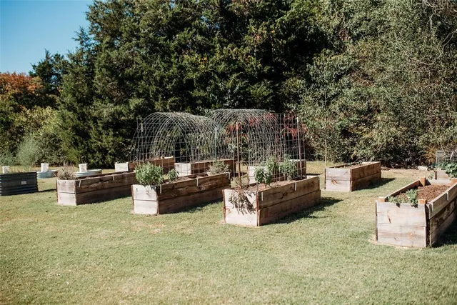 $449,000 | 295 County Road 1451, Bonham, TX 75418