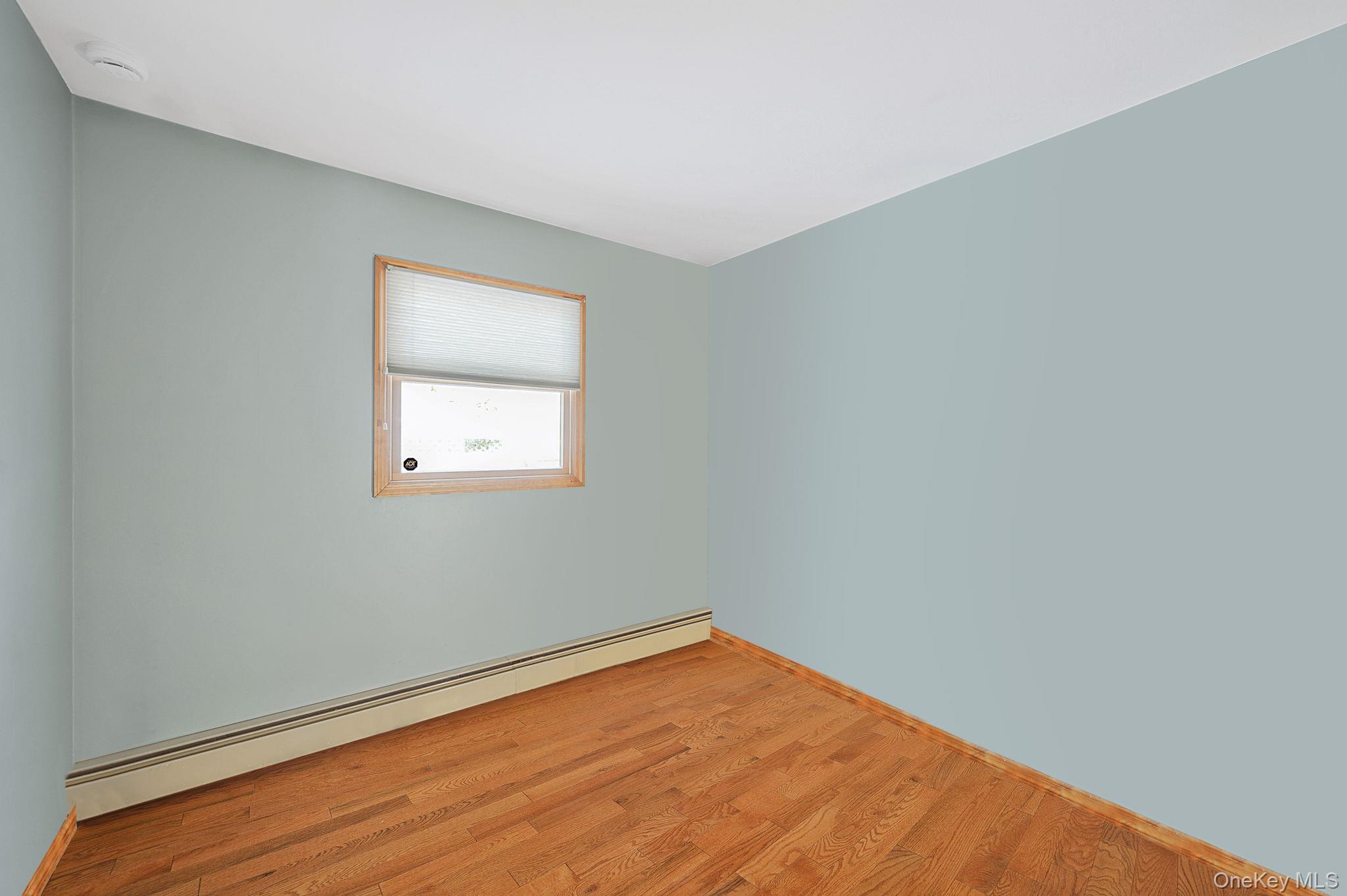 6 Hillside Road Sound Beach, NY 11789 - Photo 15 of 31