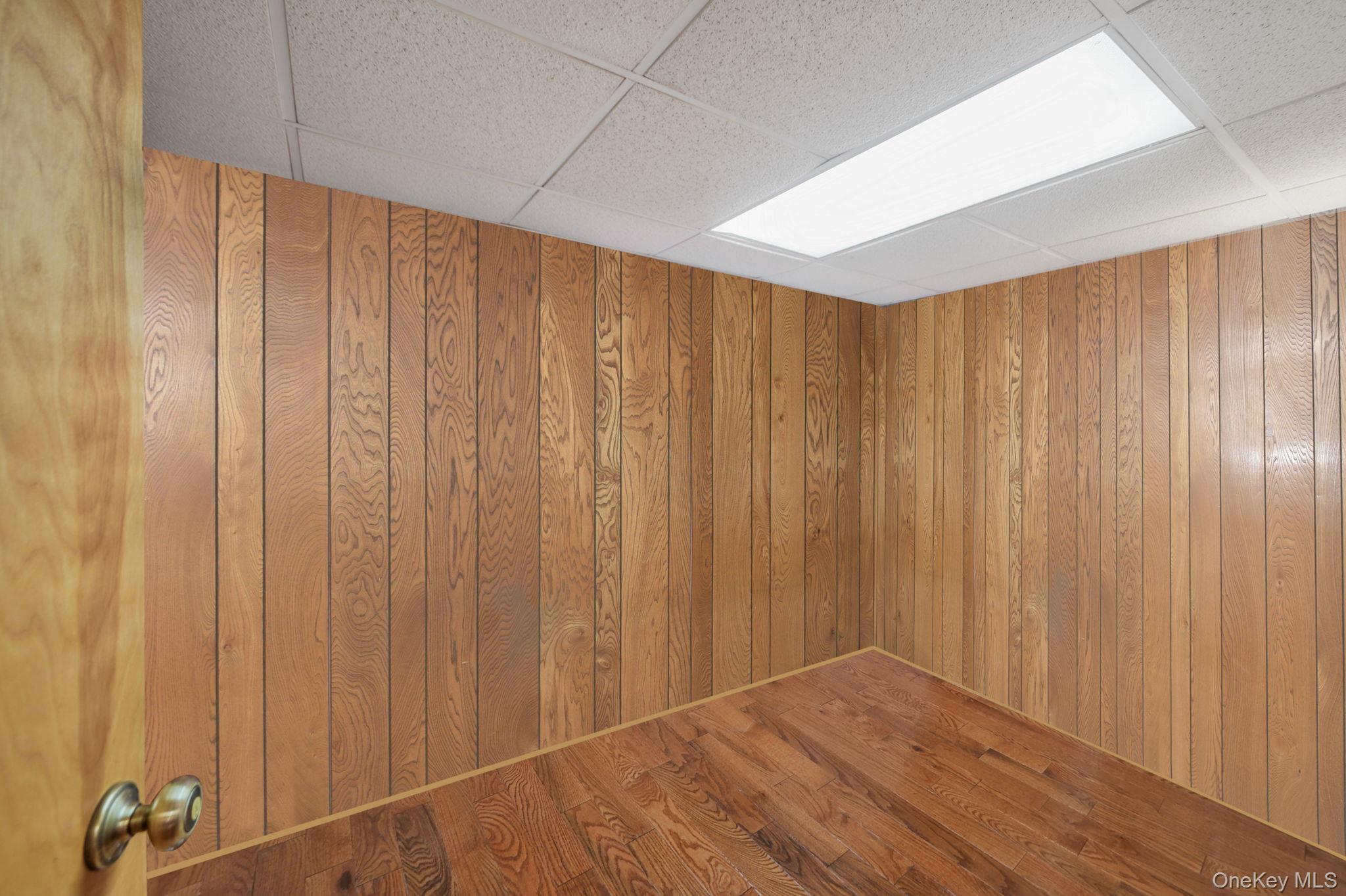 6 Hillside Road Sound Beach, NY 11789 - Photo 27 of 31