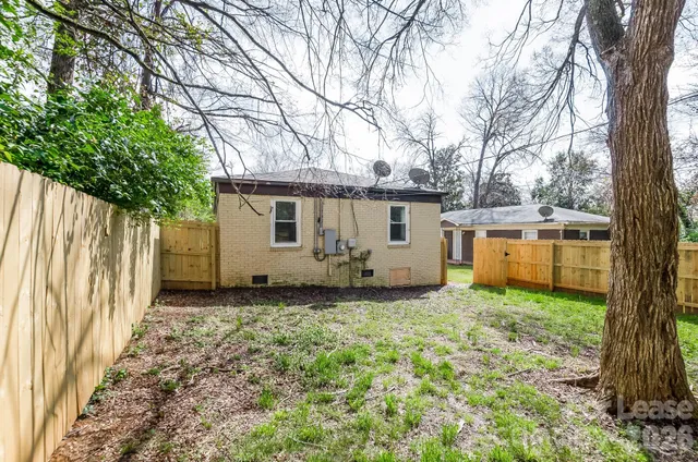 $1,760 | 928 Holland Avenue, Charlotte, NC 28206