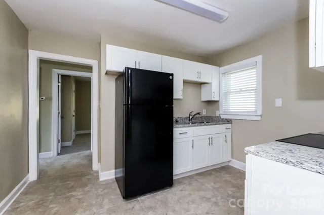 $1,760 | 928 Holland Avenue, Charlotte, NC 28206