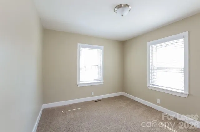 $1,760 | 928 Holland Avenue, Charlotte, NC 28206