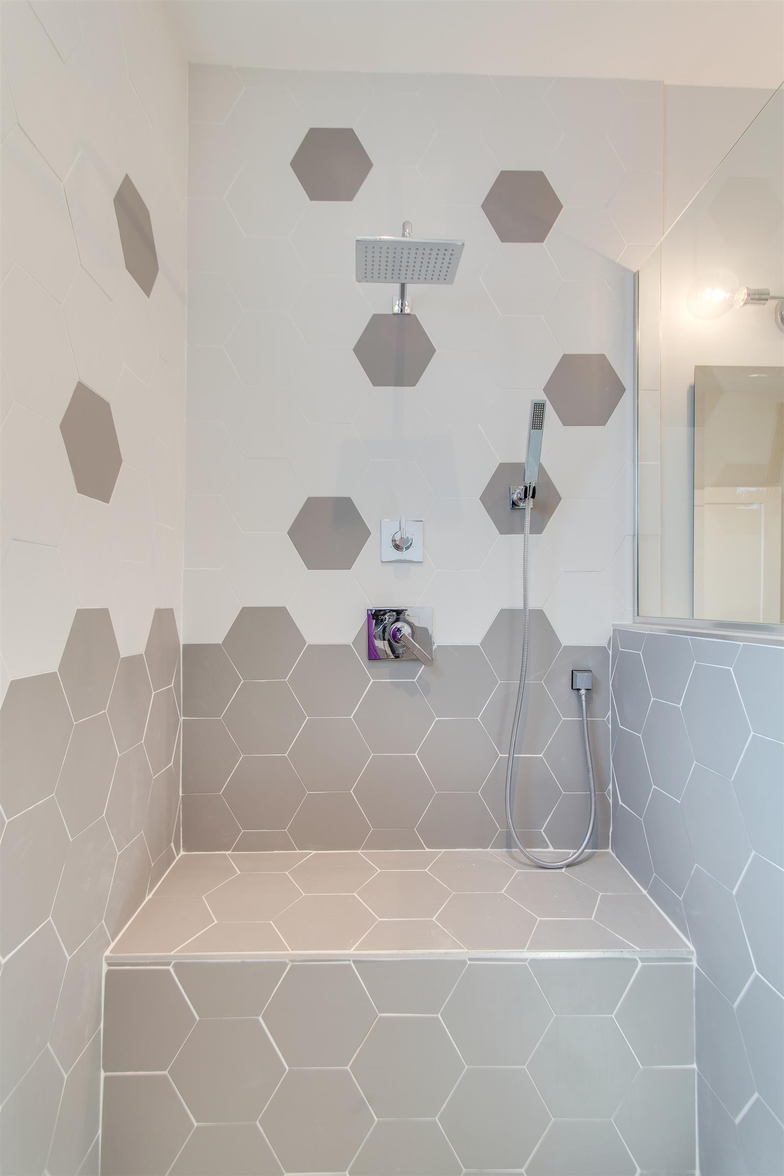 119 A Rains Avenue Nashville, TN 37203 - Photo 23 of 25 a bathroom with a shower