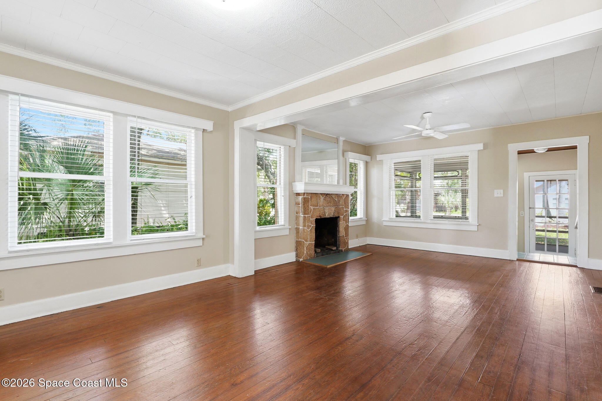 2316 Country Club Road Melbourne, FL 32901 - Photo 11 of 48 11-web-or-mls-Melbourne_Country_Club_Dr_