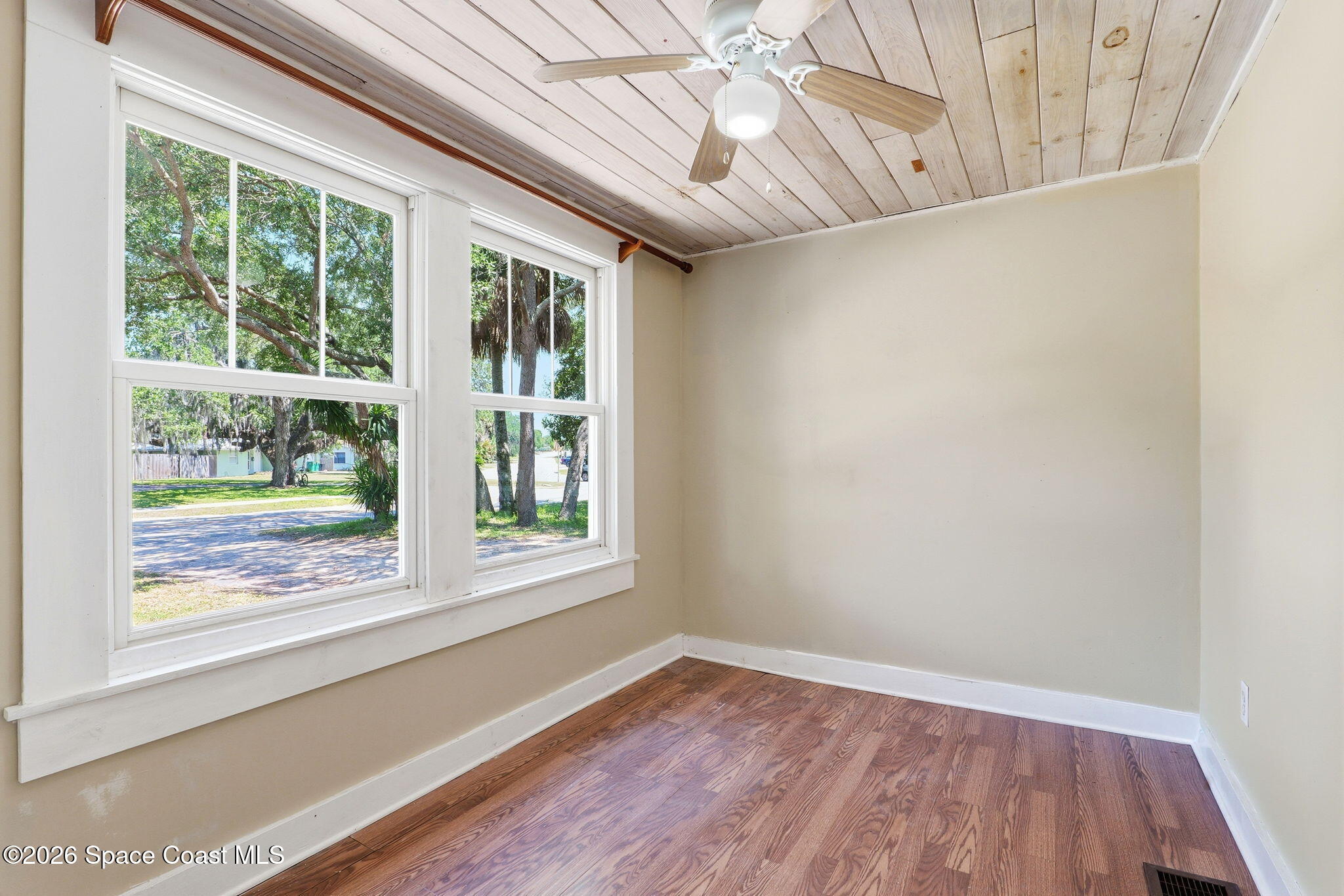 2316 Country Club Road Melbourne, FL 32901 - Photo 36 of 48 36-web-or-mls-Melbourne_Country_Club_Dr_