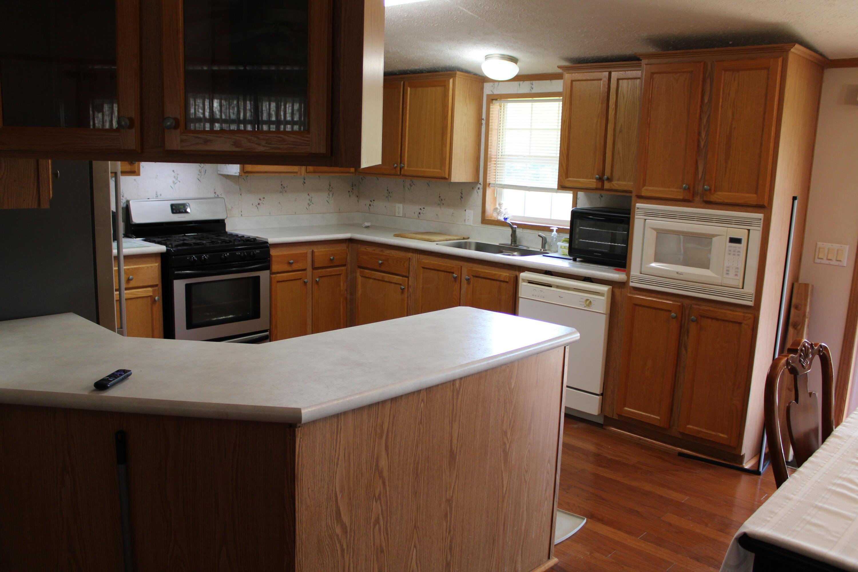 8563 Hazel Dell Road Howard, OH 43028 - Photo 4 of 13 IMG_0247