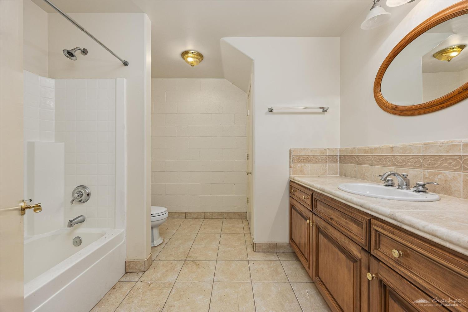 28641 Valley Oak Road Keene, CA 93531 - Photo 55 of 84 Gallery Image 55