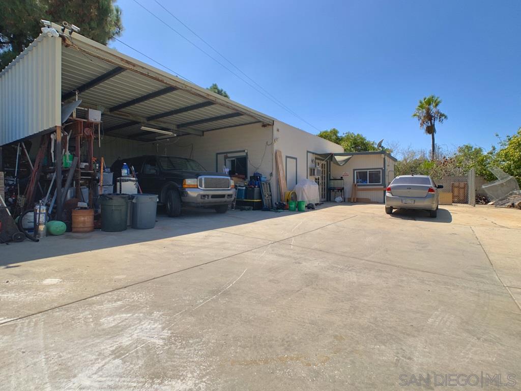 10733 Del Rio Road Spring Valley, CA 91978 - Photo 12 of 25