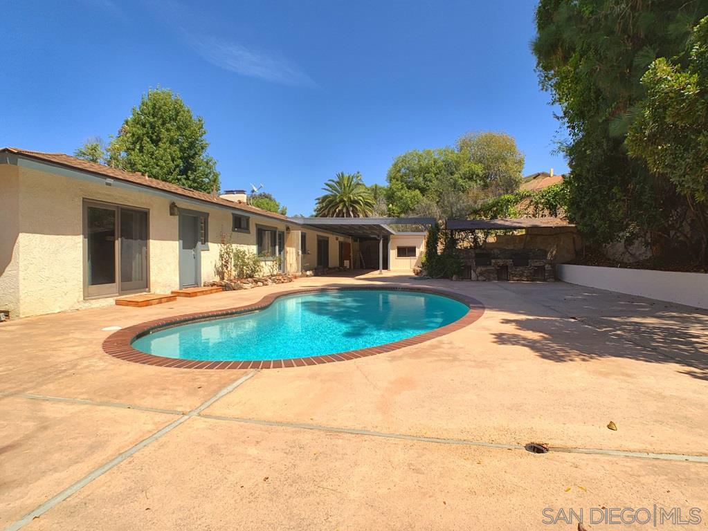 10733 Del Rio Road Spring Valley, CA 91978 - Photo 19 of 25