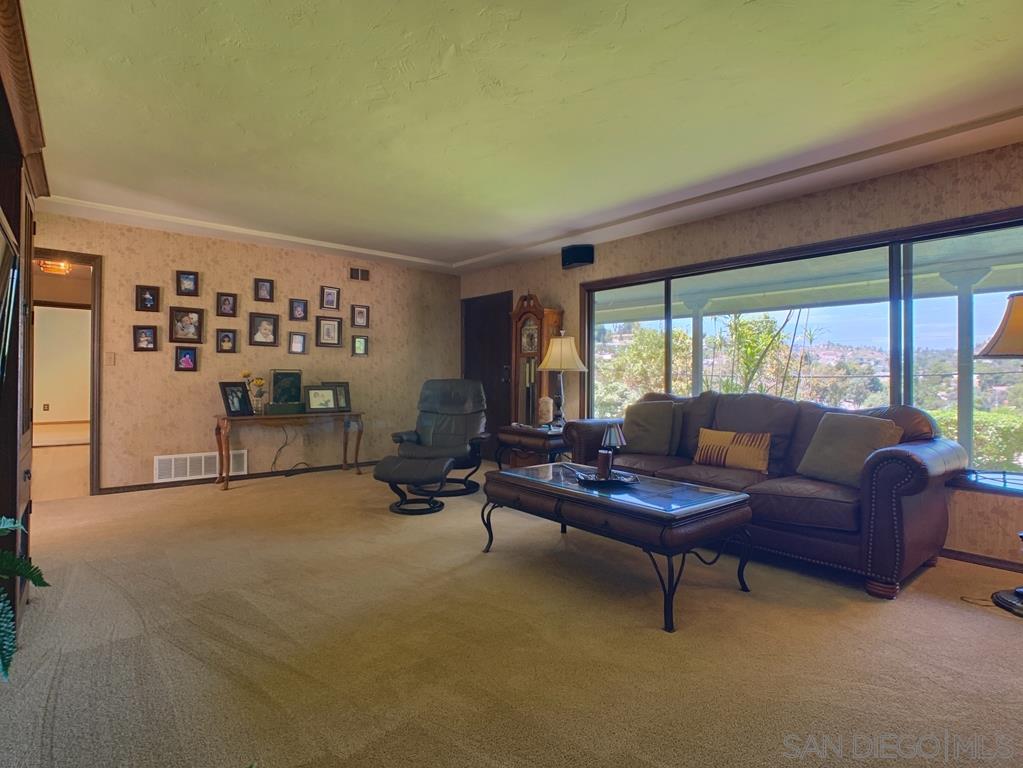 10733 Del Rio Road Spring Valley, CA 91978 - Photo 4 of 25