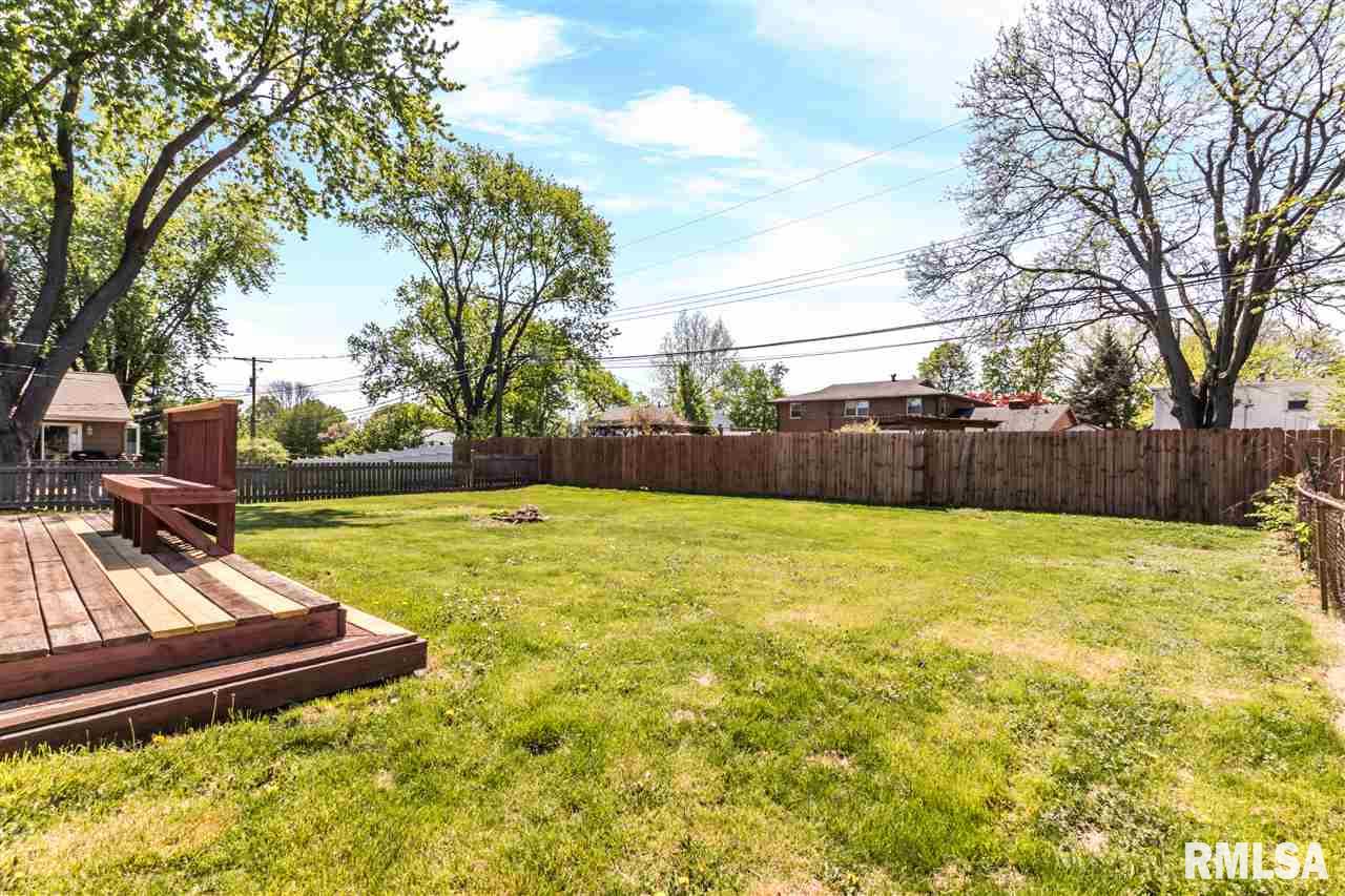2302 West Overhill Road Peoria, IL 61615 - Photo 28 of 33 Gallery Image 28