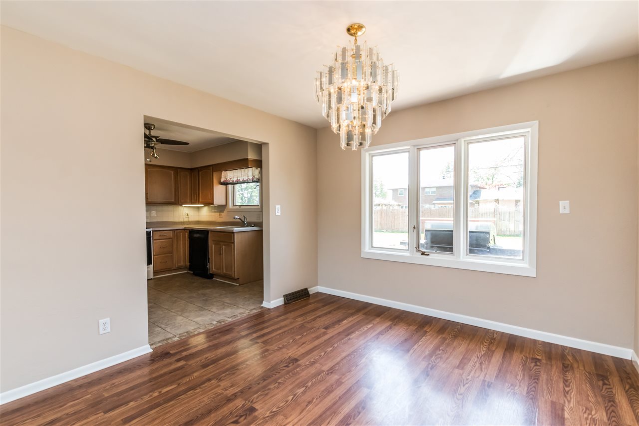 2302 West Overhill Road Peoria, IL 61615 - Photo 8 of 33 Gallery Image 8