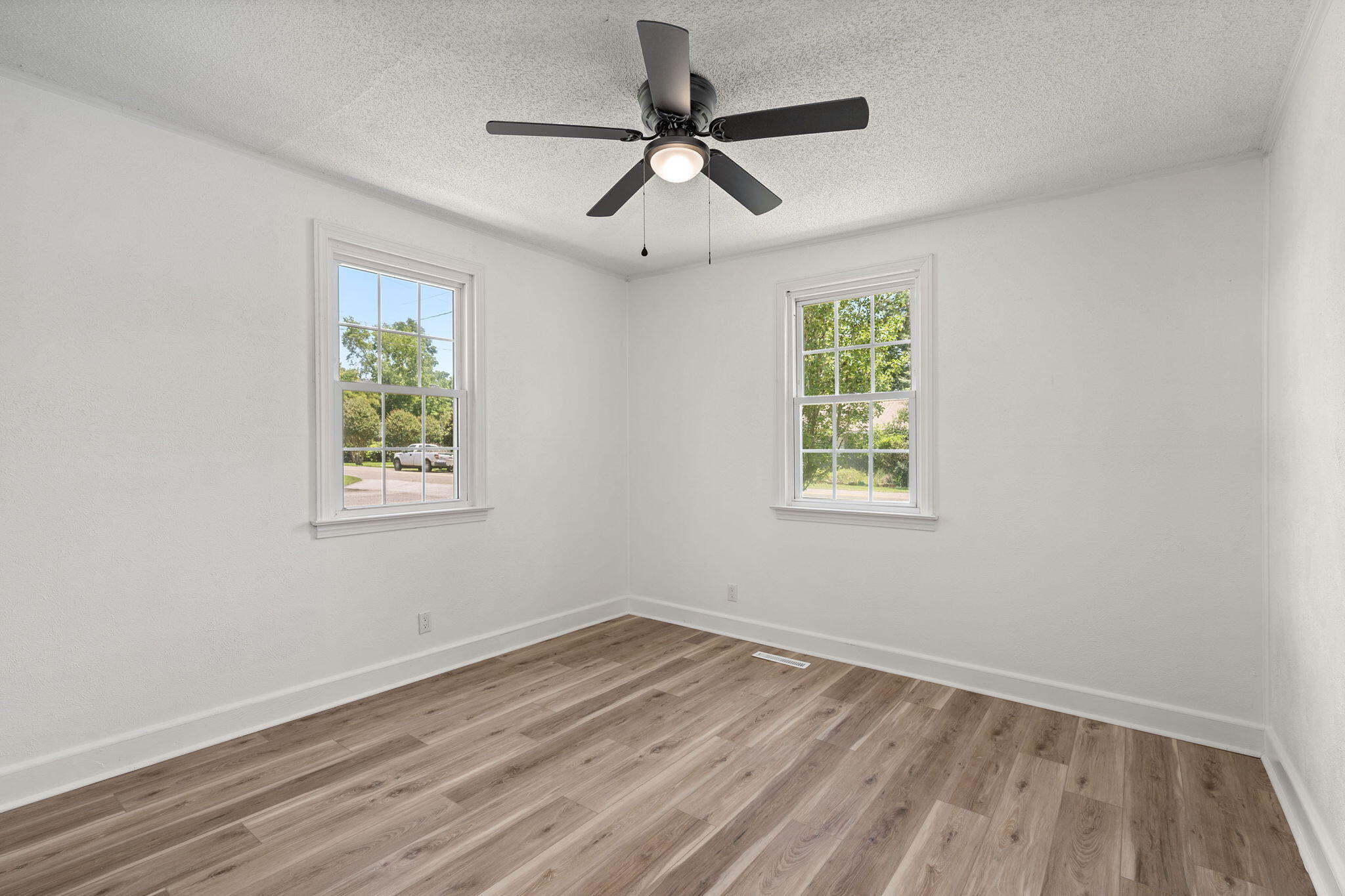 110 Warren Street Moncks Corner, SC 29461 - Photo 5 of 25 21